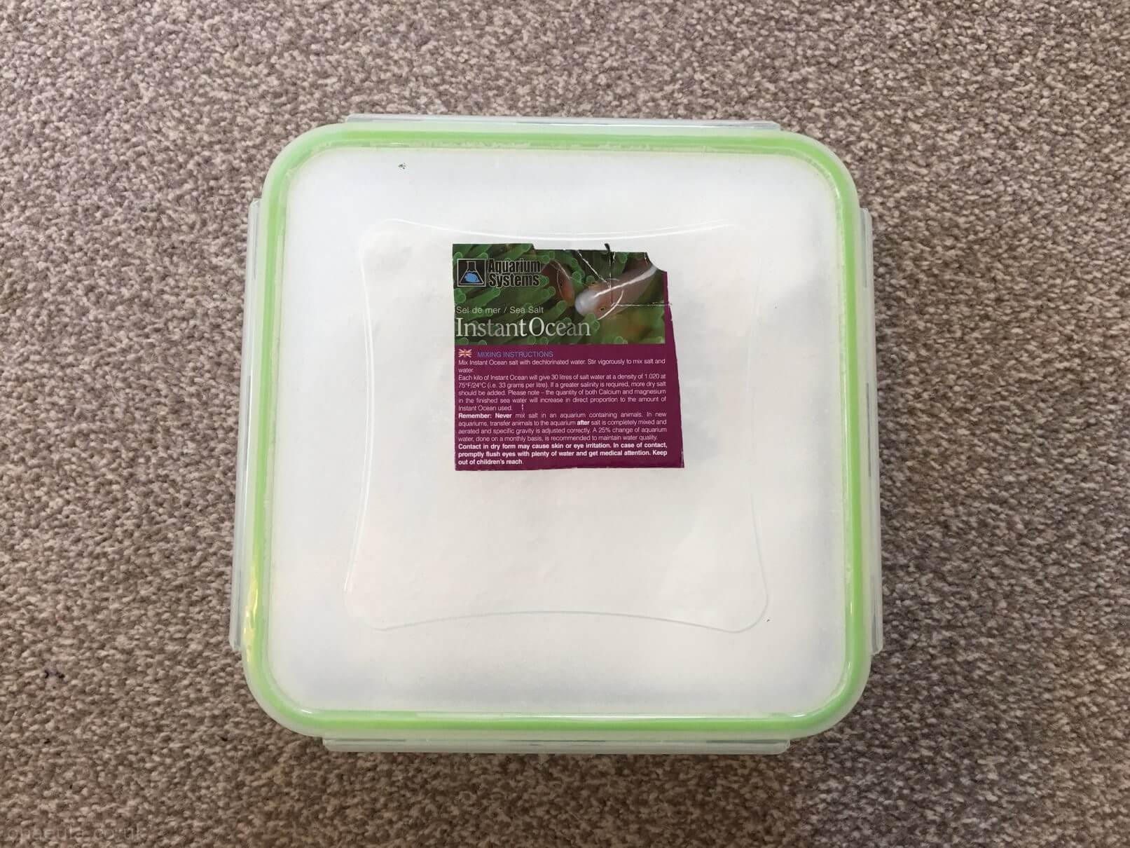 Instant ocean marine salt.